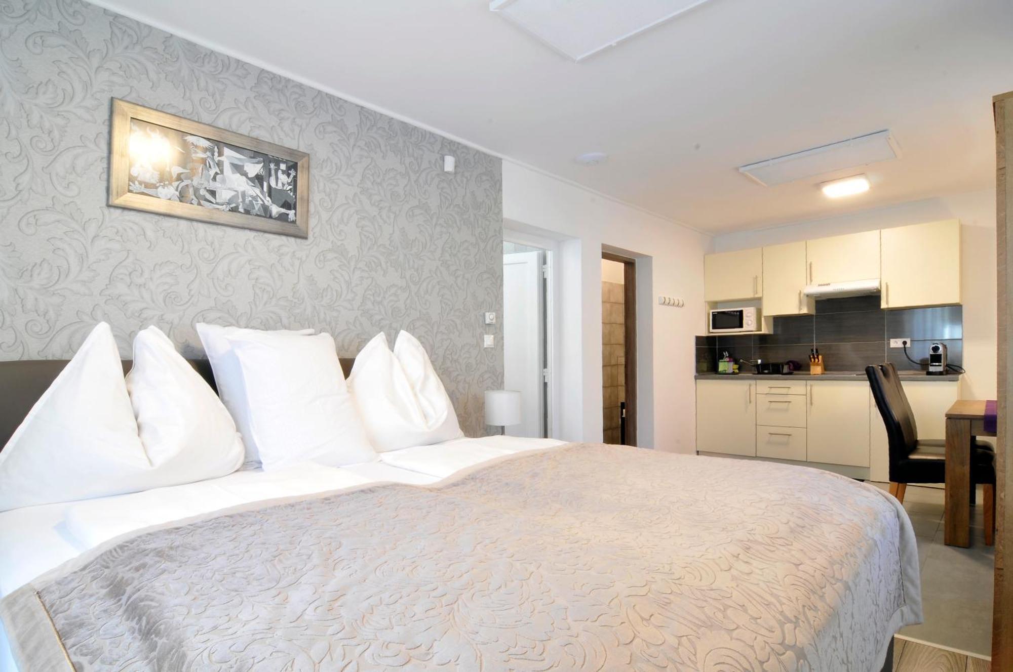 Silver Beach Apartments シオーフォク エクステリア 写真